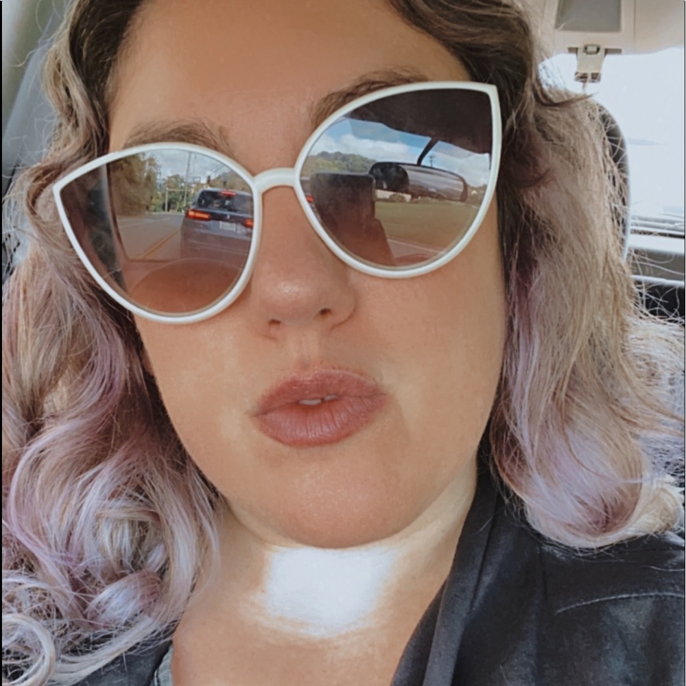 ⭐️Poshmark Ambassador⭐️ - Picture 2 of 4